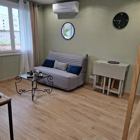 Appartement Ajaccio Climatise 4 Personnes Parking Gratuit Экстерьер фото