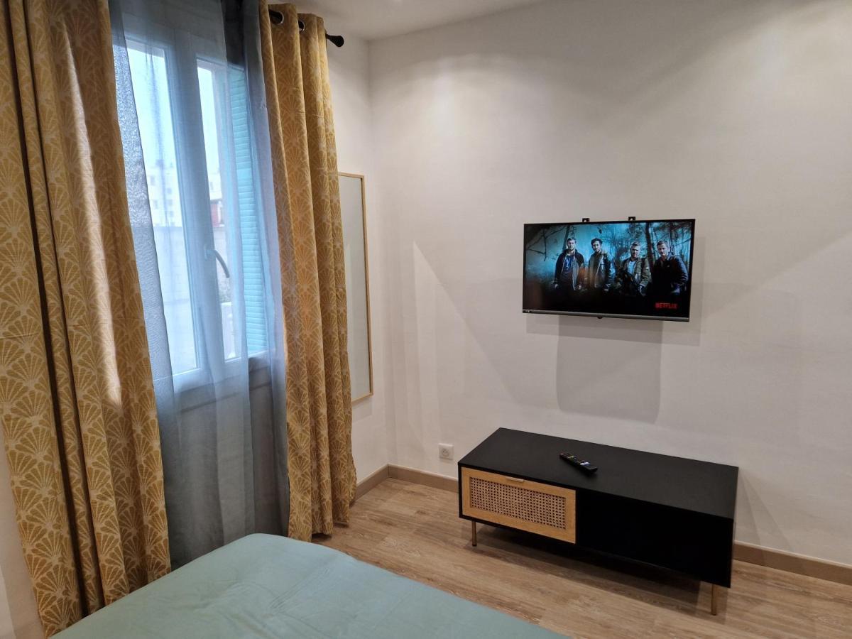 Appartement Ajaccio Climatise 4 Personnes Parking Gratuit Экстерьер фото